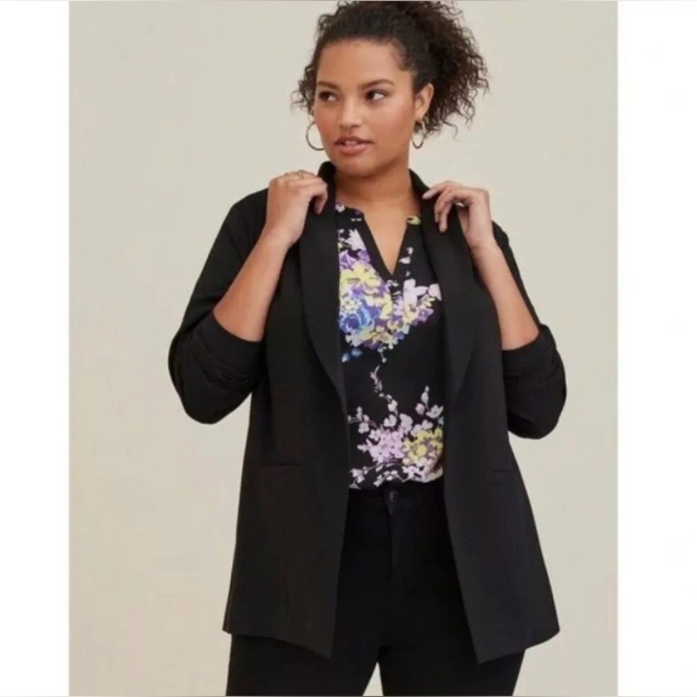Torrid Blazer Women Size 0 Black Shawl Collar Open Front Stretch Crepe Jacket